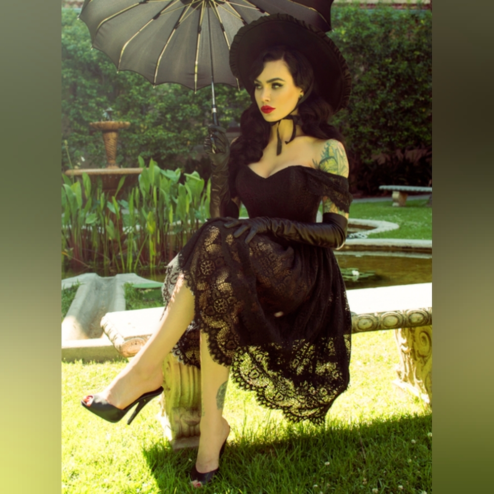 La Femme en Noir Southern Gothic Skirt PETITE